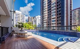 Apt completo com Piscina e Climatização na Pituba - com garagem